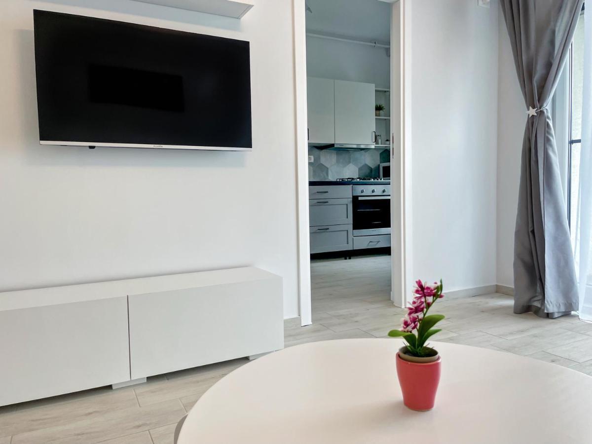 Apartament Astoria Rose Năvodari Zewnętrze zdjęcie